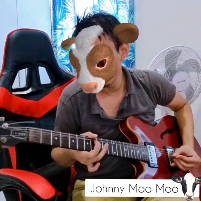 Johnny Moo Moo – A Rock ‘n’ Roll Guitar Cover with a Twist!