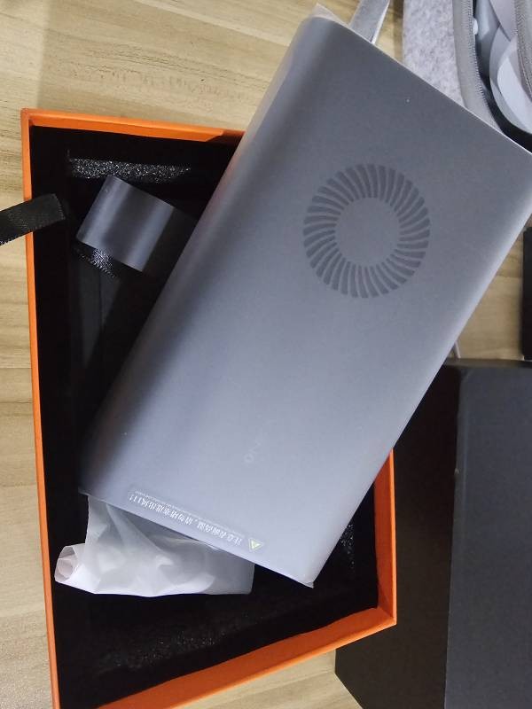 ONEXGPU 7600M XT Review: A Portable Powerhouse with a Pricey Reality Check